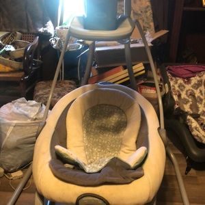 Graco baby swing